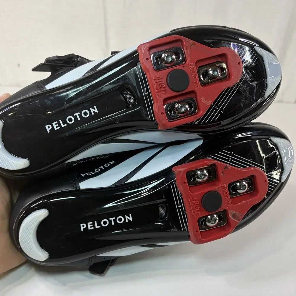 Peloton Cycling Shoes Women's Size US 6.5 /EU 37 Black Red 3 Bolt